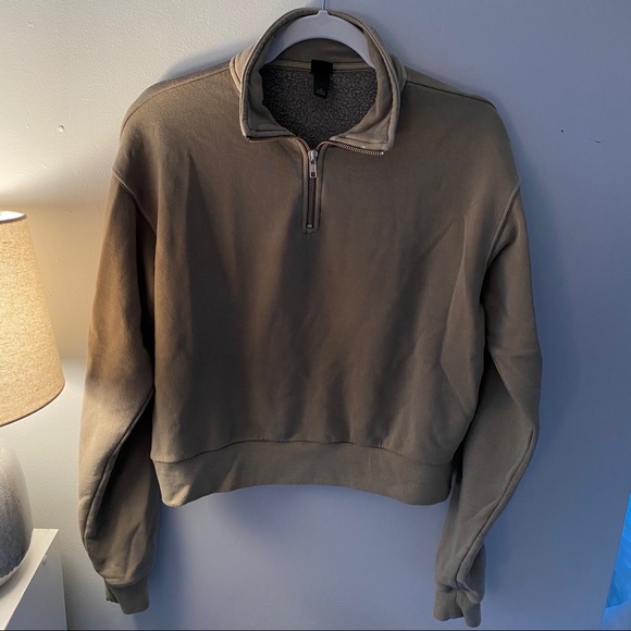 Wild Fable Cropped Sweatshirt